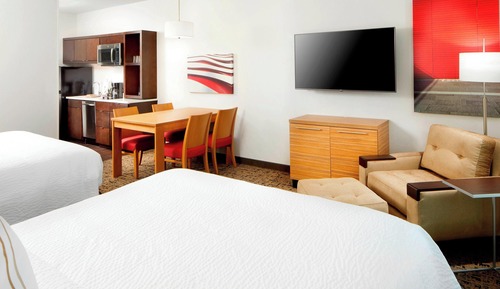 Studiosuite, 2 Queen-Betten (Mobility/Hearing Accessible, Tub)