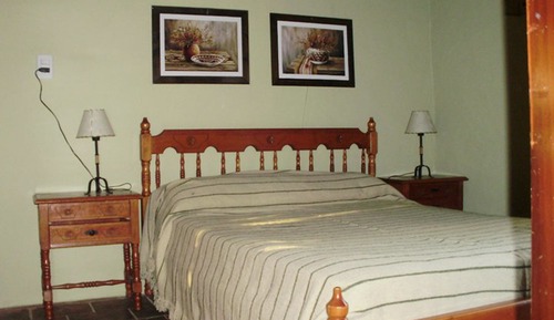 Familien-Ferienhütte, 1 Schlafzimmer, eigenes Bad (1 Double and 2 Single Beds)