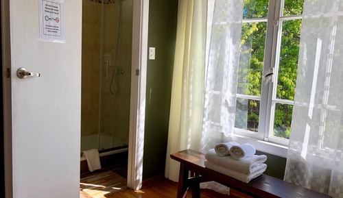 Standard-Doppel- oder -Zweibettzimmer, eigenes Bad