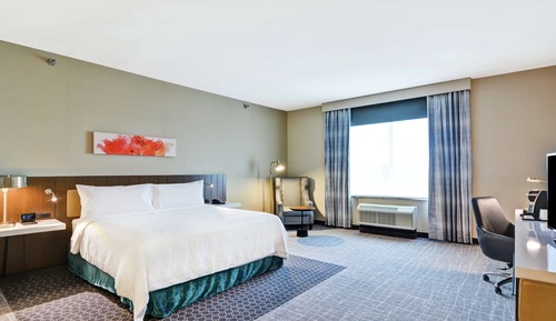 Zimmer, 1 King-Bett, barrierefrei (Hearing)