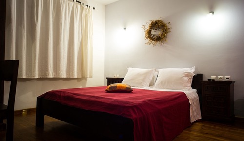 Family Room, 2 Bedrooms