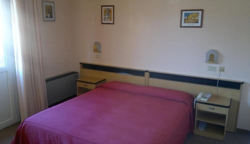 Standard-Doppelzimmer, Stadtblick