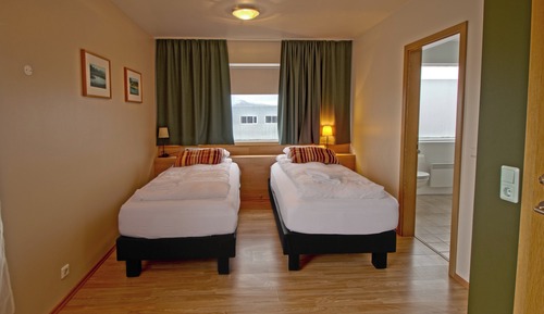 Zweibettzimmer, eigenes Bad