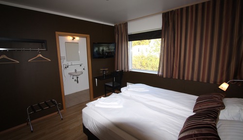 Doppelzimmer, eigenes Bad