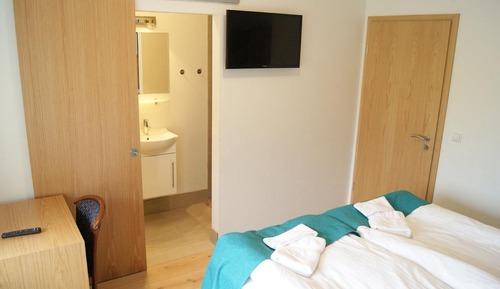 Standard-Doppel- oder -Zweibettzimmer, eigenes Bad