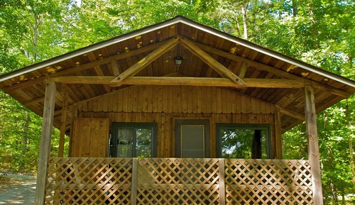 Standard-Ferienhaus, eigenes Bad, Seeblick (5 Hazelnut Cottage #5)