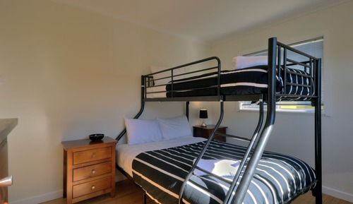Standard-Haus, 2 Schlafzimmer, 2 Bäder, Gartenblick