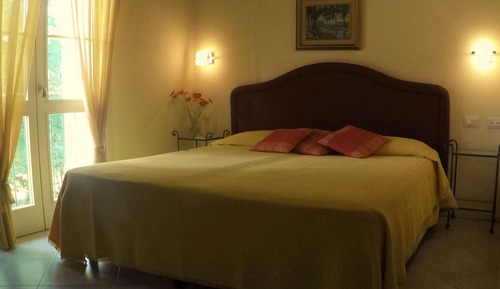 Standard-Doppel- oder -Zweibettzimmer, 1 Doppelbett