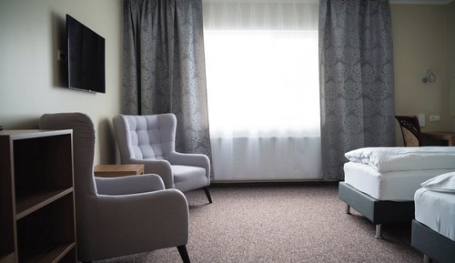 Superior-Doppel- oder -Zweibettzimmer