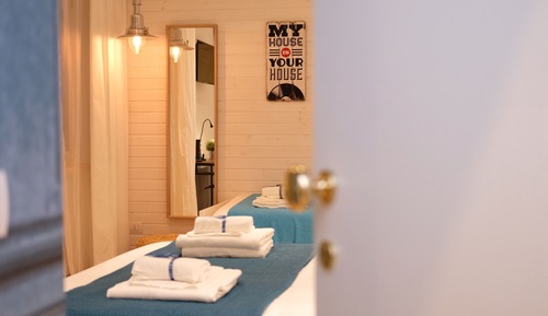 Comfort-Dreibettzimmer, Blick auf den Innenhof