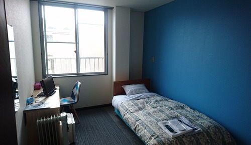 Einzelzimmer, Gemeinschaftsbad