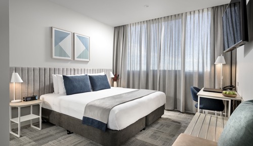 Standard-Studio, 1 King-Bett, Stadtblick