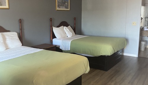 Basic-Doppelzimmer, 2 Doppelbetten, Nichtraucher