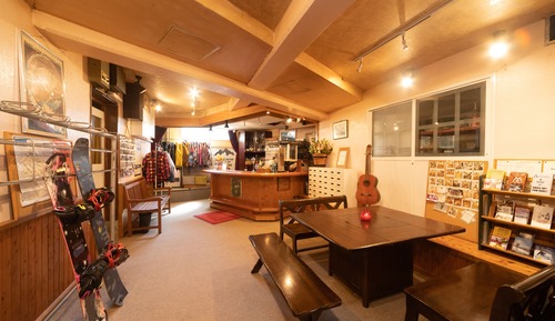 Zweibettzimmer, Nichtraucher, Bergseite (Renovated, Private Shower and Toilet)