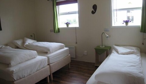 Dreibettzimmer, Gemeinschaftsbad (Room 2)