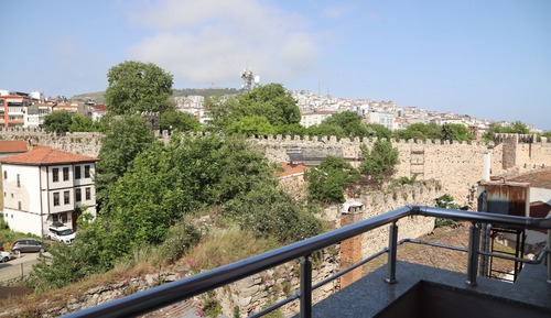 Standard-Doppel- oder -Zweibettzimmer