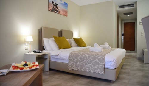 Doppelzimmer, eingeschränkter Meerblick