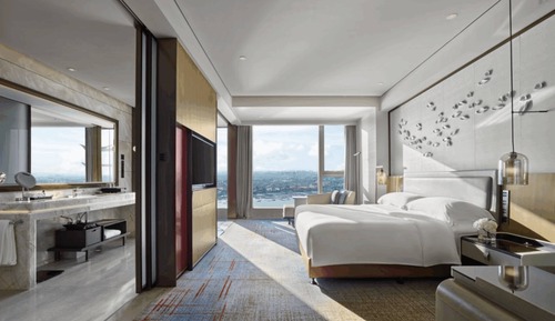 Classic-Zimmer, 1 King-Bett, Flussblick