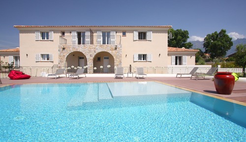 Villa, mit Bad (3 chambres)