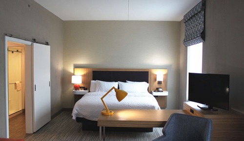 Studio, 1 King-Bett, Kühlschrank und Mikrowelle (Wet bar)