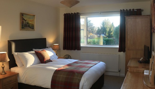 Doppelzimmer, mit Bad, Gartenblick
