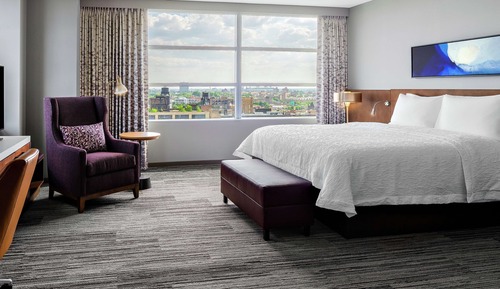 Zimmer, 1 King-Bett