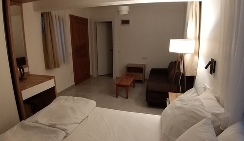 Familienstudio, 2 Doppelbetten, barrierefrei, Blick auf den Innenhof