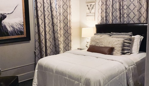 Luxury-Zimmer, 1 Queen-Bett, eigenes Bad