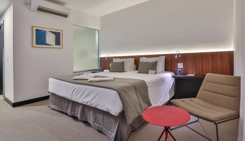 Suíte Business Cama Casal (King size)