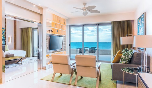 One Bedroom Ocean View + $90 Daily Resort Credit