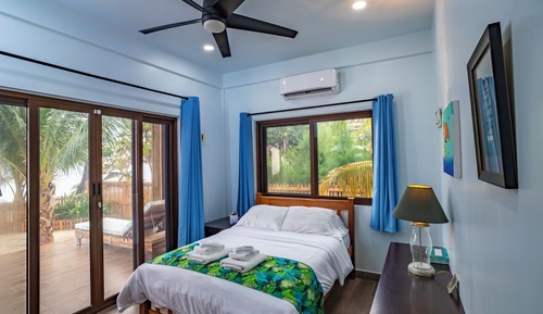 Exclusive-Villa, 2 Schlafzimmer, eigener Pool, Meerblick