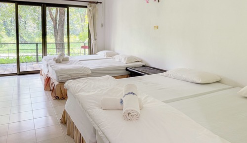Familien-Zweibettzimmer