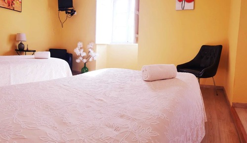 Standard-Vierbettzimmer, eigenes Bad