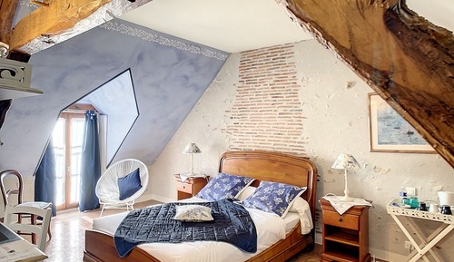 Romantisches Doppelzimmer, Hügelblick (Ancolie)