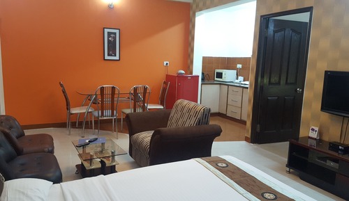 Familien-Doppelzimmer, Mehrere Betten, Küche