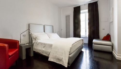 Classic-Doppel- oder -Zweibettzimmer
