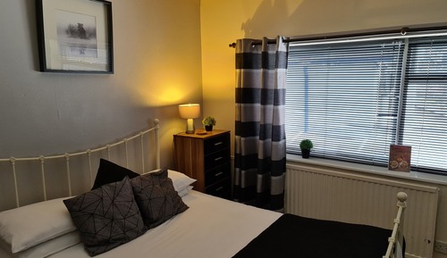 Standard-Dreibettzimmer, mit Bad (Room 3 )