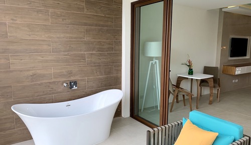 Junior-Suite, 1 King-Bett, Badewanne, Meerblick