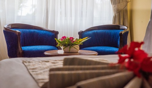 Standard-Doppel- oder -Zweibettzimmer