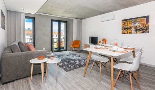Apartment, 1 Schlafzimmer, Flussblick (1.3)
