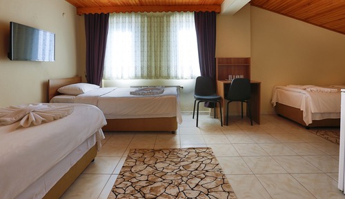 Standard-Dreibettzimmer