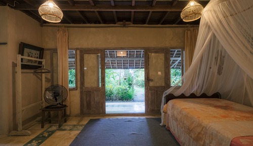 Superior-Ferienhaus, 2 Schlafzimmer, Gartenblick