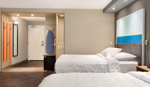 Zimmer, 2 Queen-Betten, barrierefrei (Hearing)