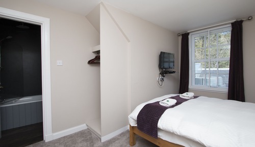 Standard-Doppelzimmer