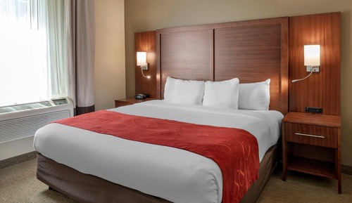 Suite, 1 King-Bett und Schlafsofa, Nichtraucher, Bergblick