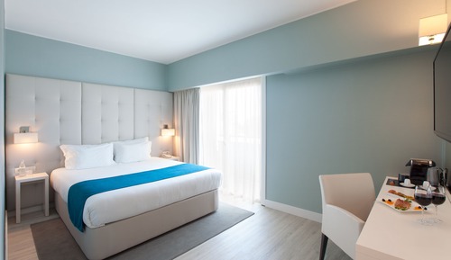 Premium-Doppel- oder -Zweibettzimmer, Balkon
