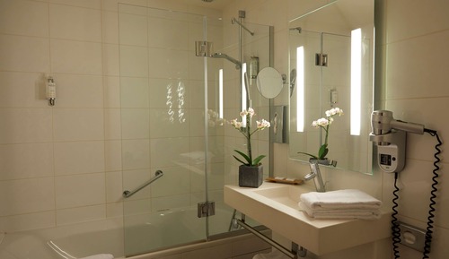 Junior-Suite, 1 King-Bett, Nichtraucher (Larger Room;Twin bed on request)