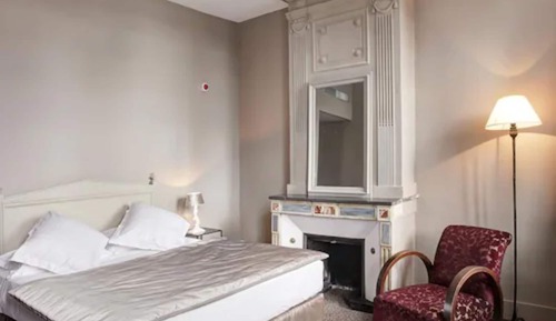 Comfort-Zimmer, 1 Queen-Bett, Blick auf den Innenhof