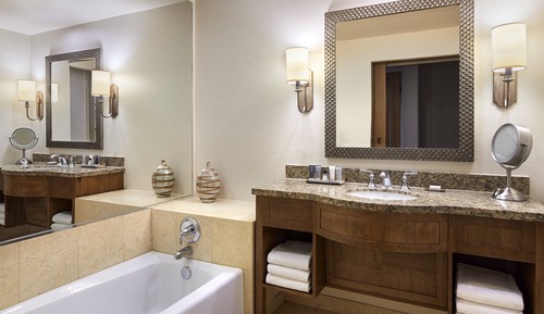 Zimmer, 2 Queen-Betten, Terrasse, Poolblick (Poolside)