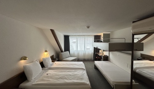 Fünfbettzimmer
